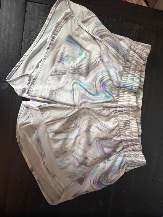 Athleta Pants - Athleta Marble Swirl Athletic Shorts in Iridescent Gray and Pastel Hues